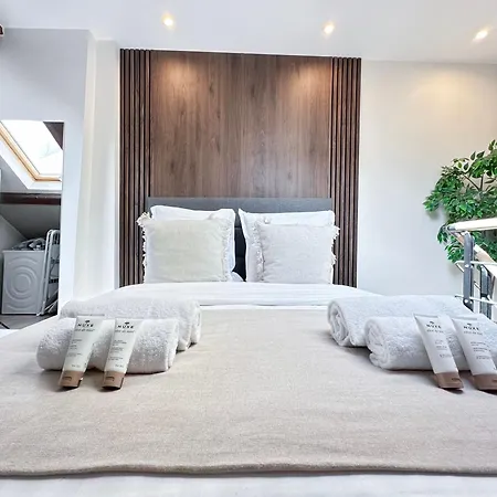 Apartment Stylish & Chic Duplex Near Eiffel Tower *